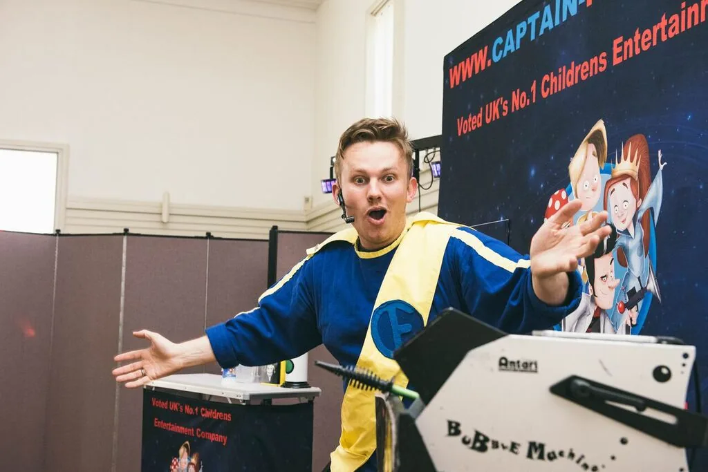 7 Signs of a Super Children's Entertainer