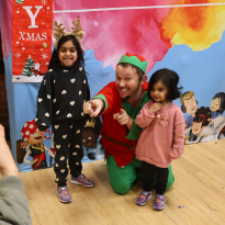 testimonial thumb left