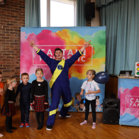 testimonial thumb left