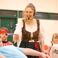 testimonial thumb left