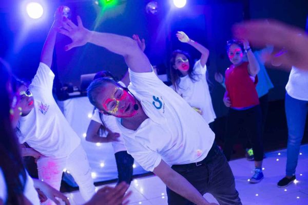 Ricky Fox demonstrating dance moves Ricky Fox demonstrating dance moves